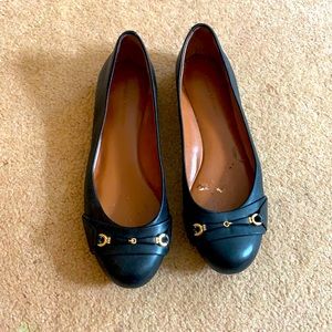 Banana Republic Abbey flat